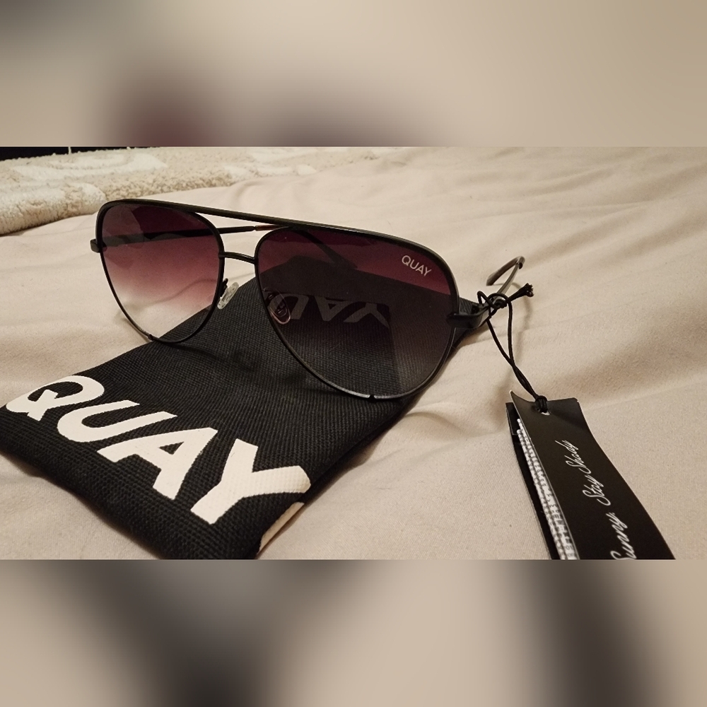 Quay High Key Aviator Sunglasses - Black Frame with Purple Gradient Lenses